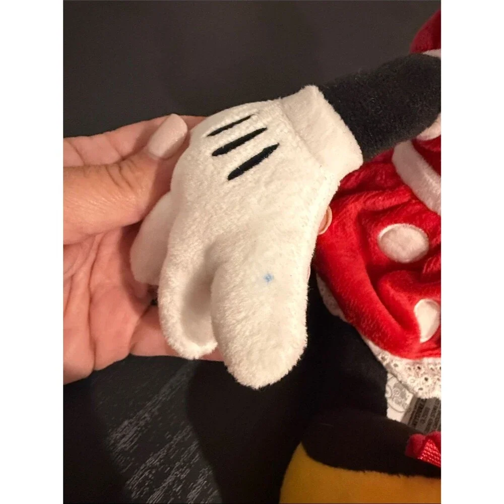 Disney Parks Minnie Mouse Plush Stuffed Animal Disney World Red Polka Dot NWT